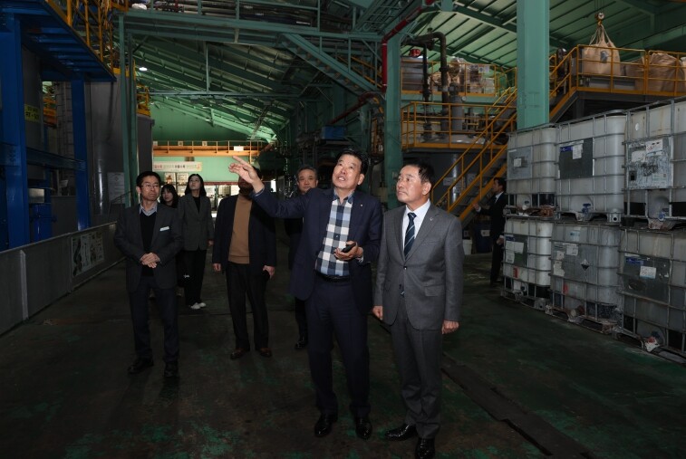 송기섭 진천군수, ㈜수정케미칼 찾아 ...