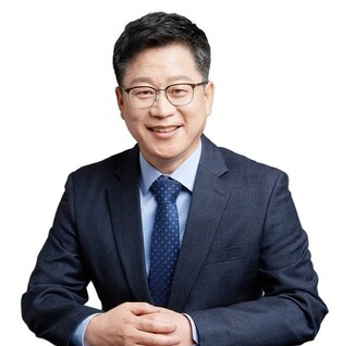 안호영 의원 “대통령의 ‘남쪽으로 눈길을 돌려라’ 발언, 반도체 산업지도 재편 신호… 전북이 선도해야”