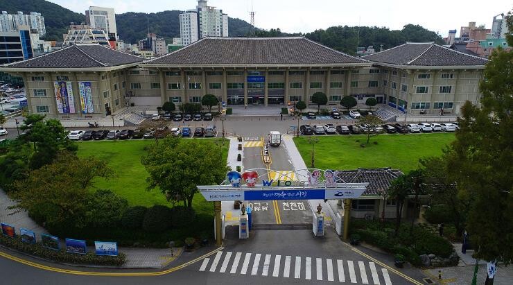 여수시, 석유화학 산업 위기 극복을 위한 지방세제 종합 지원 추진