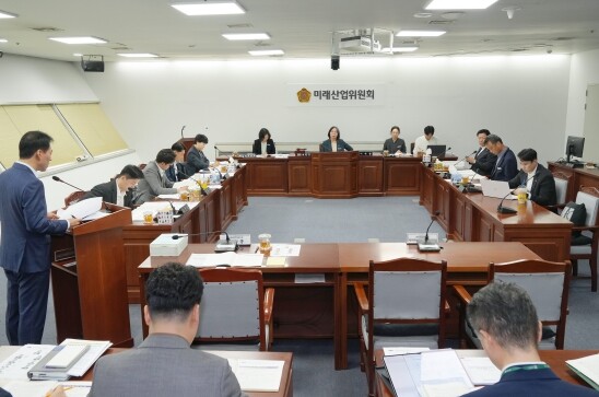 전남광주통합특별시의회 미래산업위, 반도체 산업 추진상황 점검