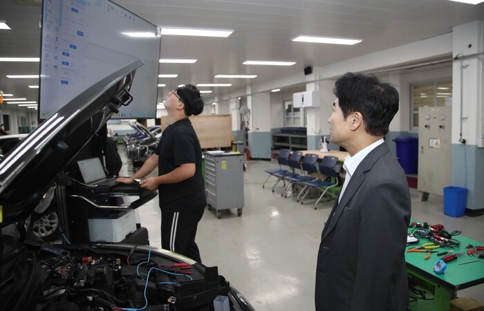 전남광주특별시교육청 “학교에서 반도체 실무 배운다” 전남광주 산업인재 양성 본격화