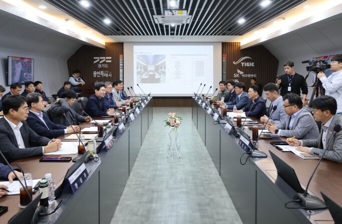 이상일 용인특례시장, 함평군 대표단과 SK하이닉스 용인 반도체클러스터 현장 찾아 반도체 산단 조성 선진 사례 공유