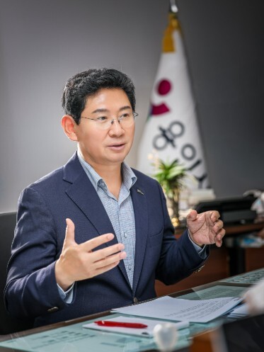 용인특례시, 반도체산업 인재 양성 속도…청소년부터 임원까지 전주기 교육